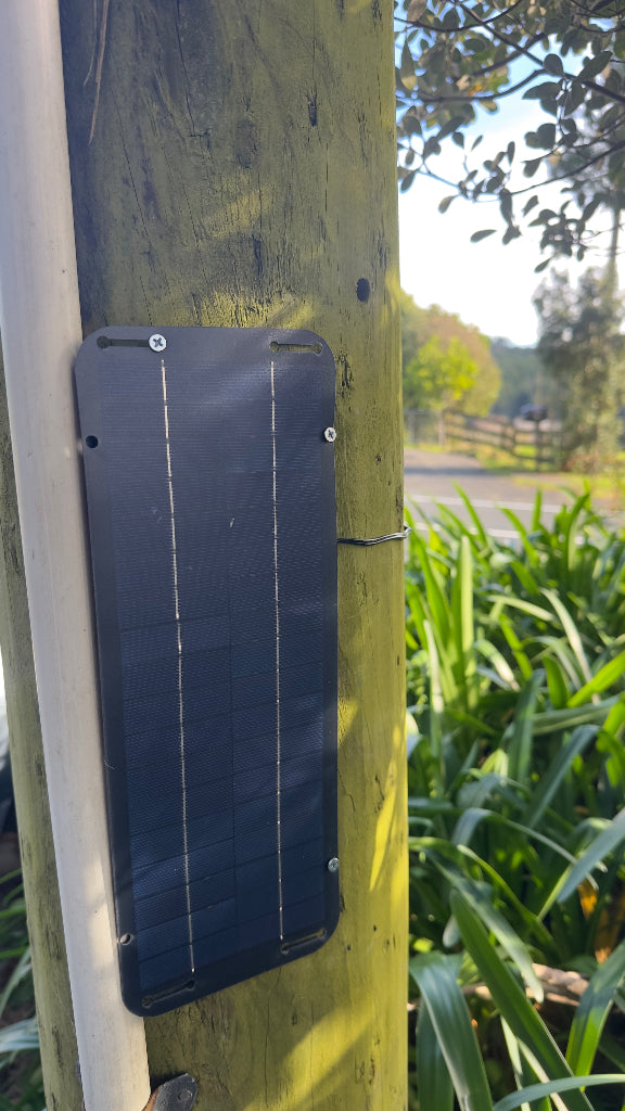 Rural illuminated Street Number - Solar Powered