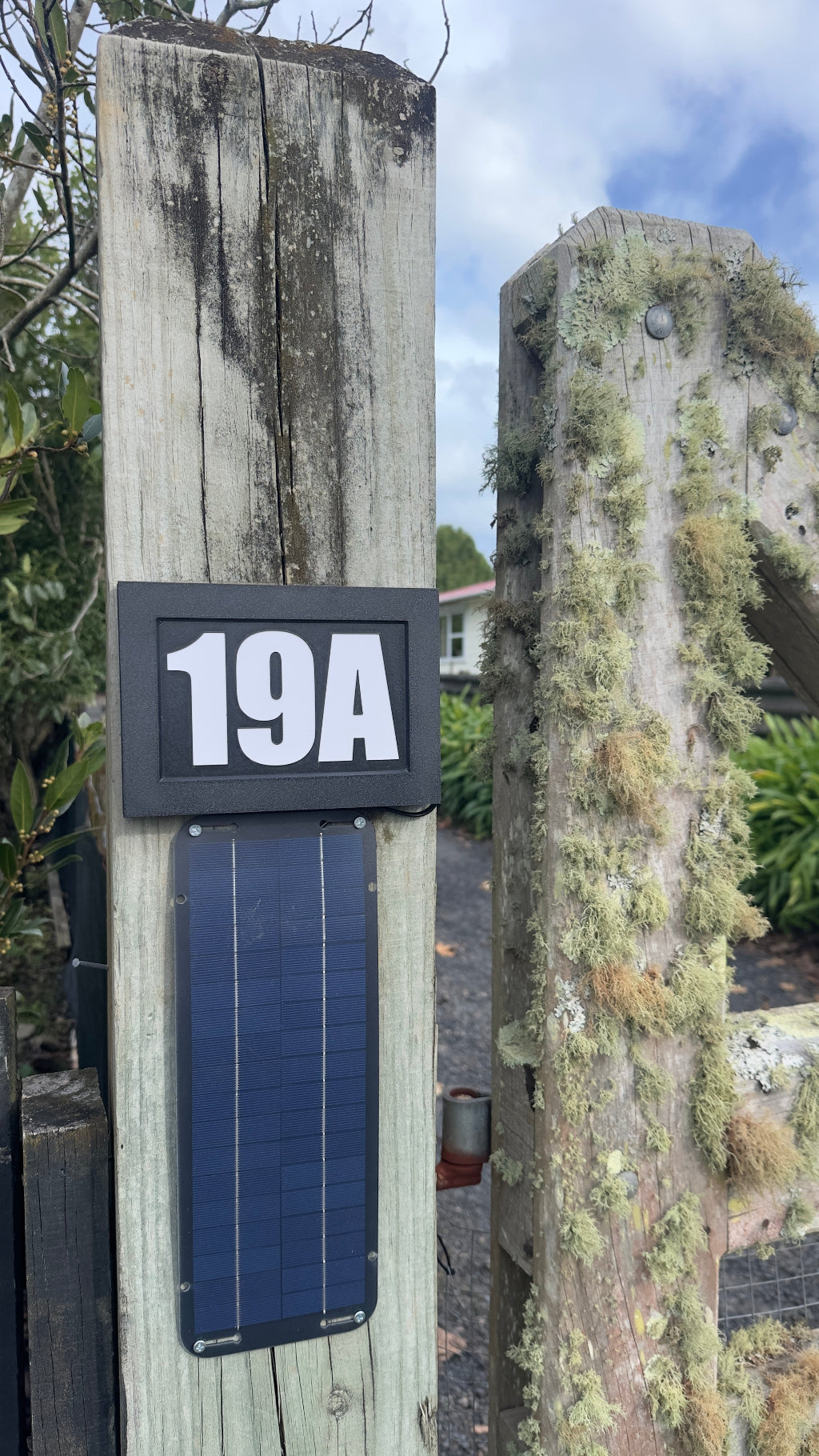 Urban illuminated Street Number - Solar Powered