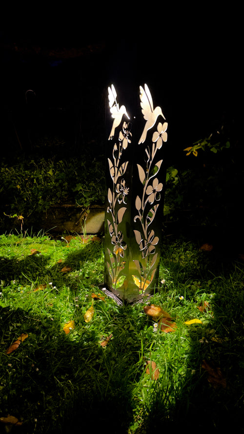 Garden in Flight – Solar Illuminated Garden Pillar